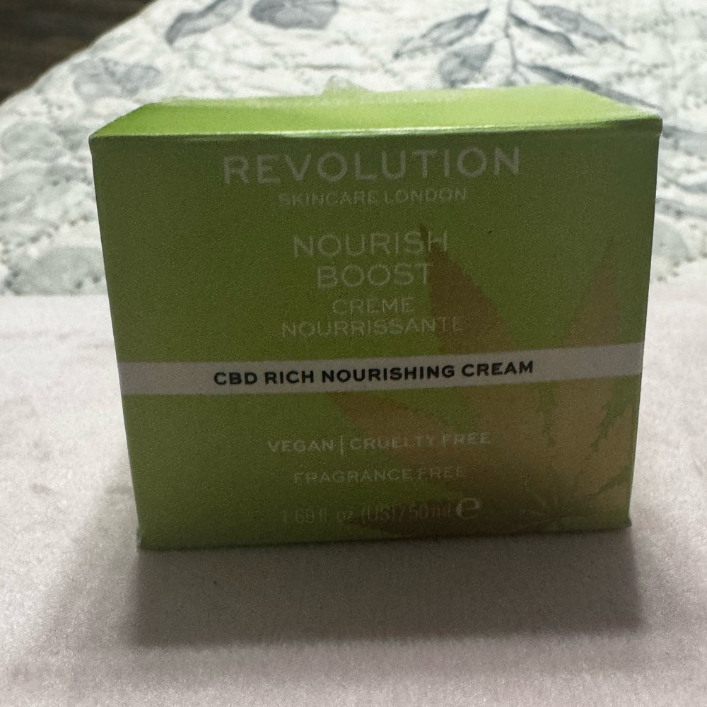 Revolution Vegan & Cruelty-Free Hydrating Face Cream – 50ml - Picture 6 of 6